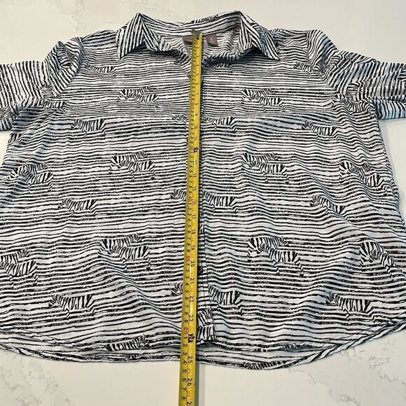 Chico's Zebra Print B&W LS Blouse - Picture 4 of 12